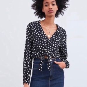 ☎️ Zara Star Print Tie-Front Long Sleeve Button-Down Blouse 4th of July beach